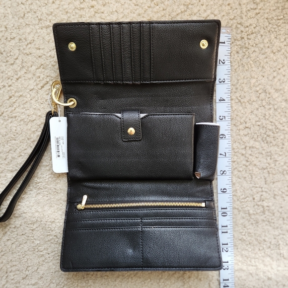 Charming Charlie Polka Dot Tech Wallet Wristlet - Picture 5 of 6